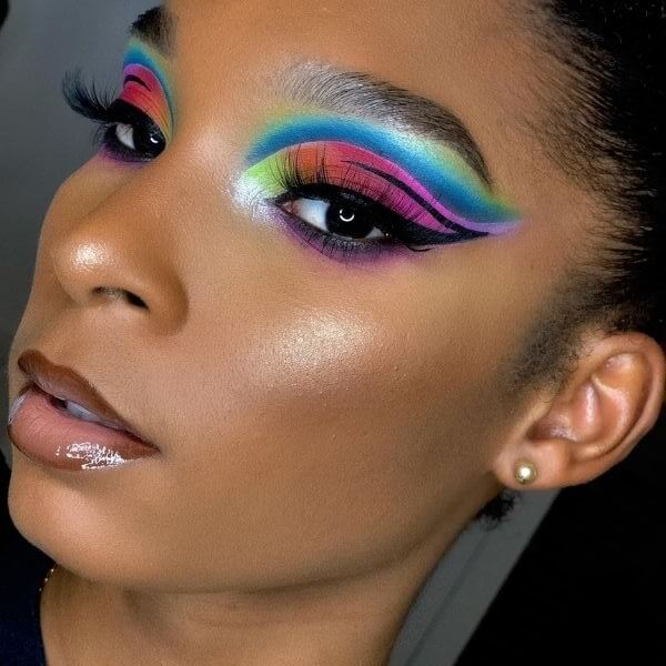 Fluo, Néon, Glitter : Osez le Maquillage Flashy ! - IN'OYA