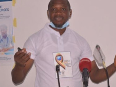 Dr Traoré, Dermatologist specializing in black skin in Conakry, Guinea