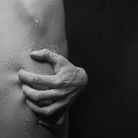 L'eczéma sur la Peau Noire : Spécificités & Conseils 